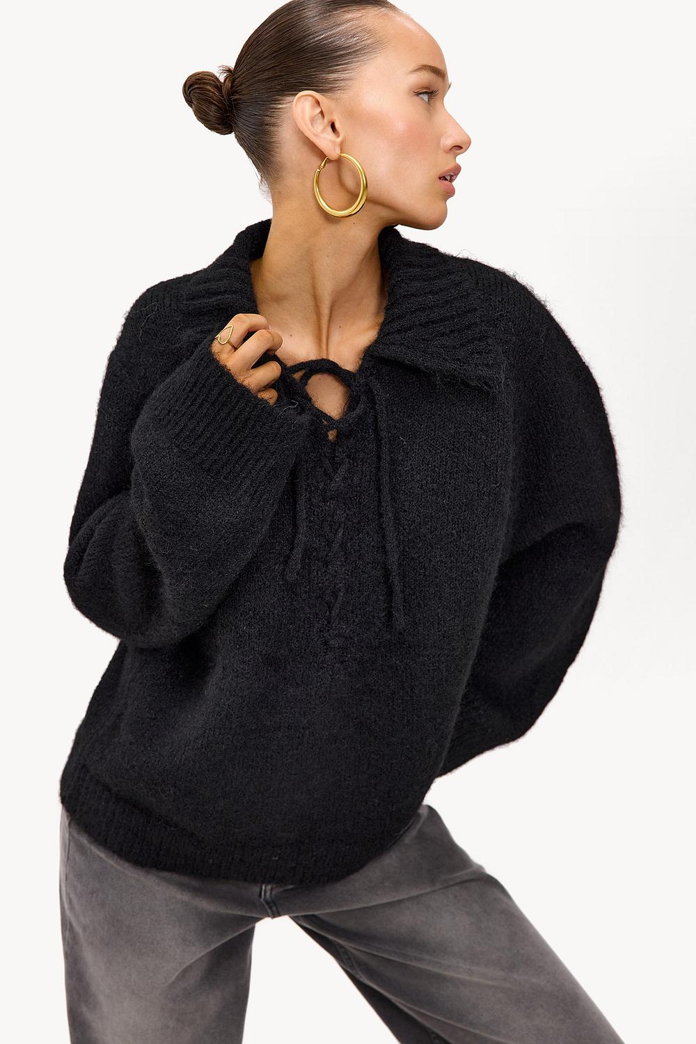 Pull noir