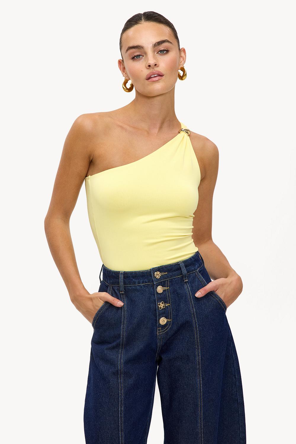 Light yellow top