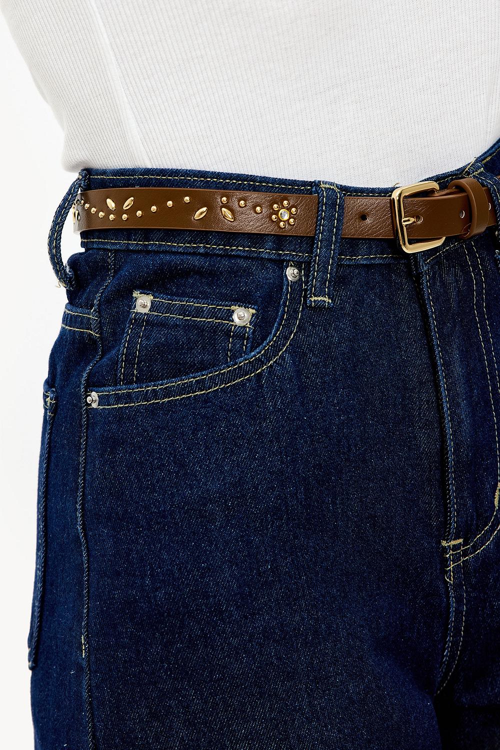 Bruine riem met studs