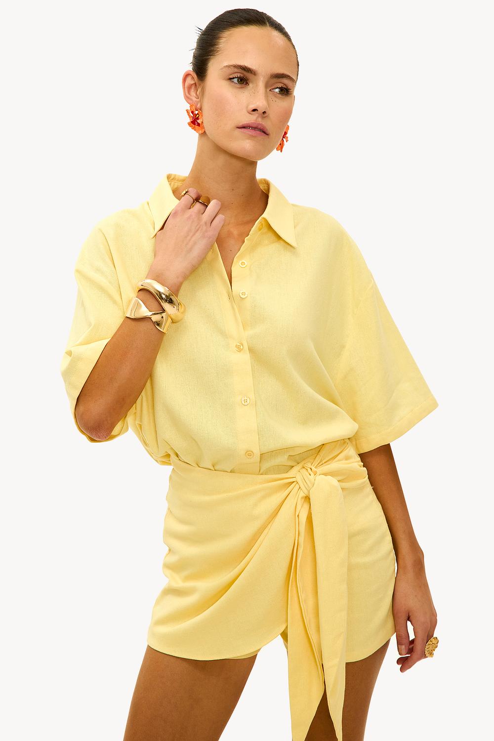 Lichtgele blouse