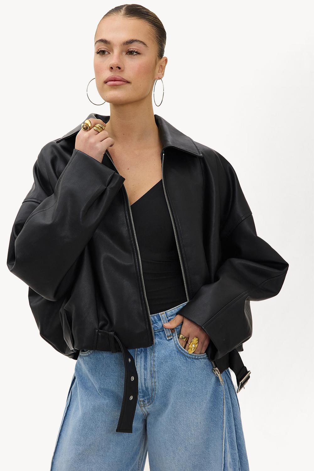 Chaqueta bomber negra de PU