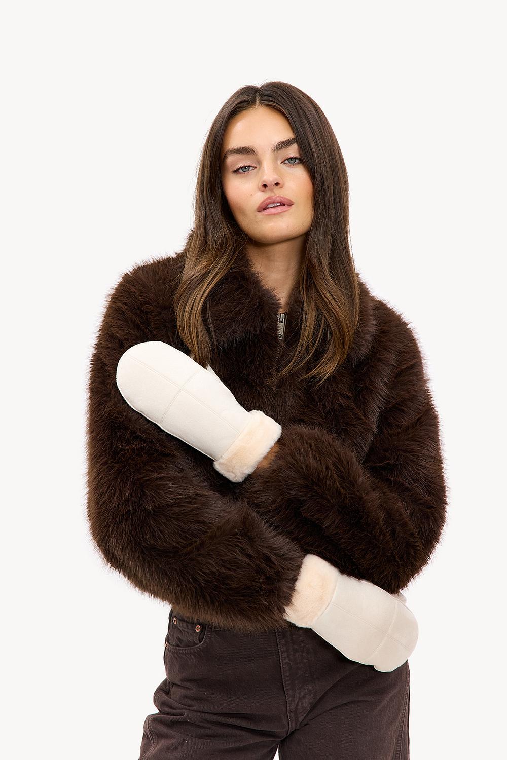 Off-white gloves