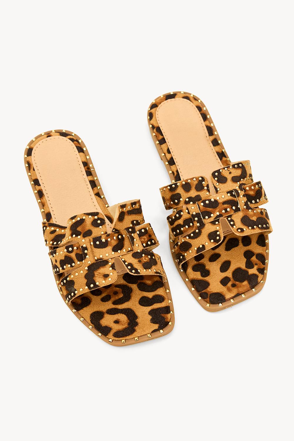 Bruine slippers met luipaardprint