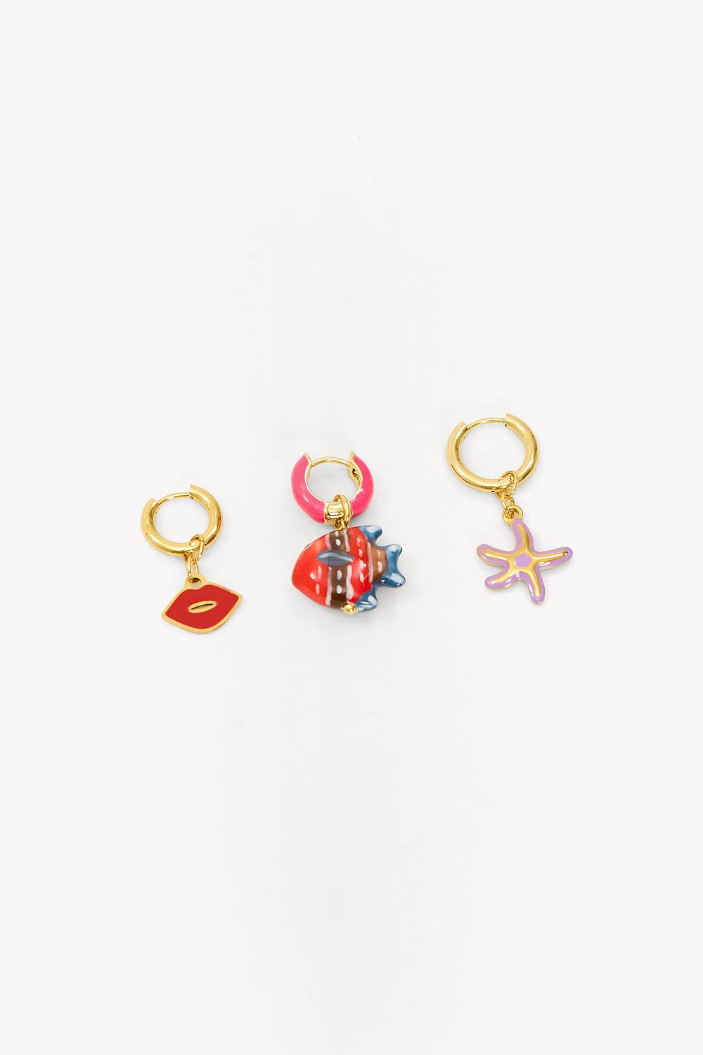 3-pack gold earrings with pendants