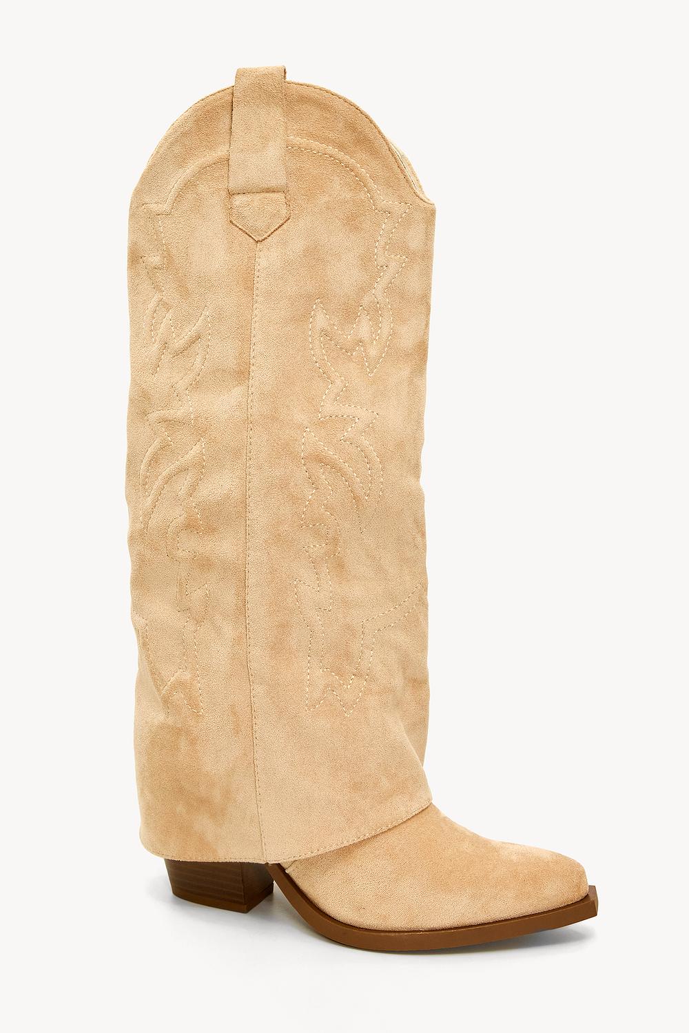 Beige boots