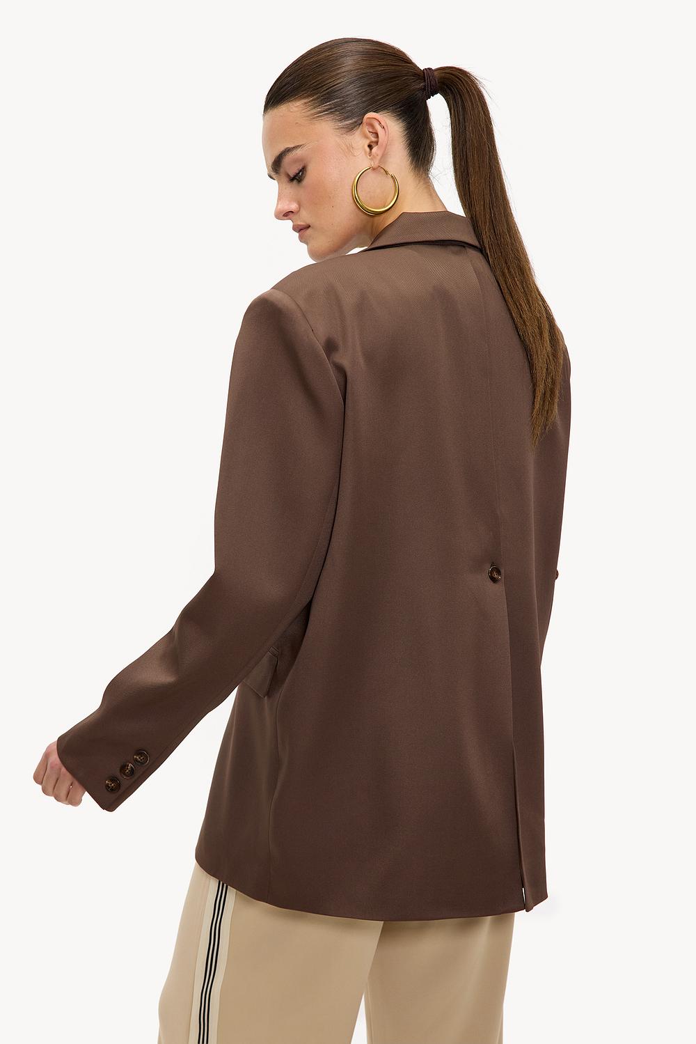 Blazer marrón oscuro