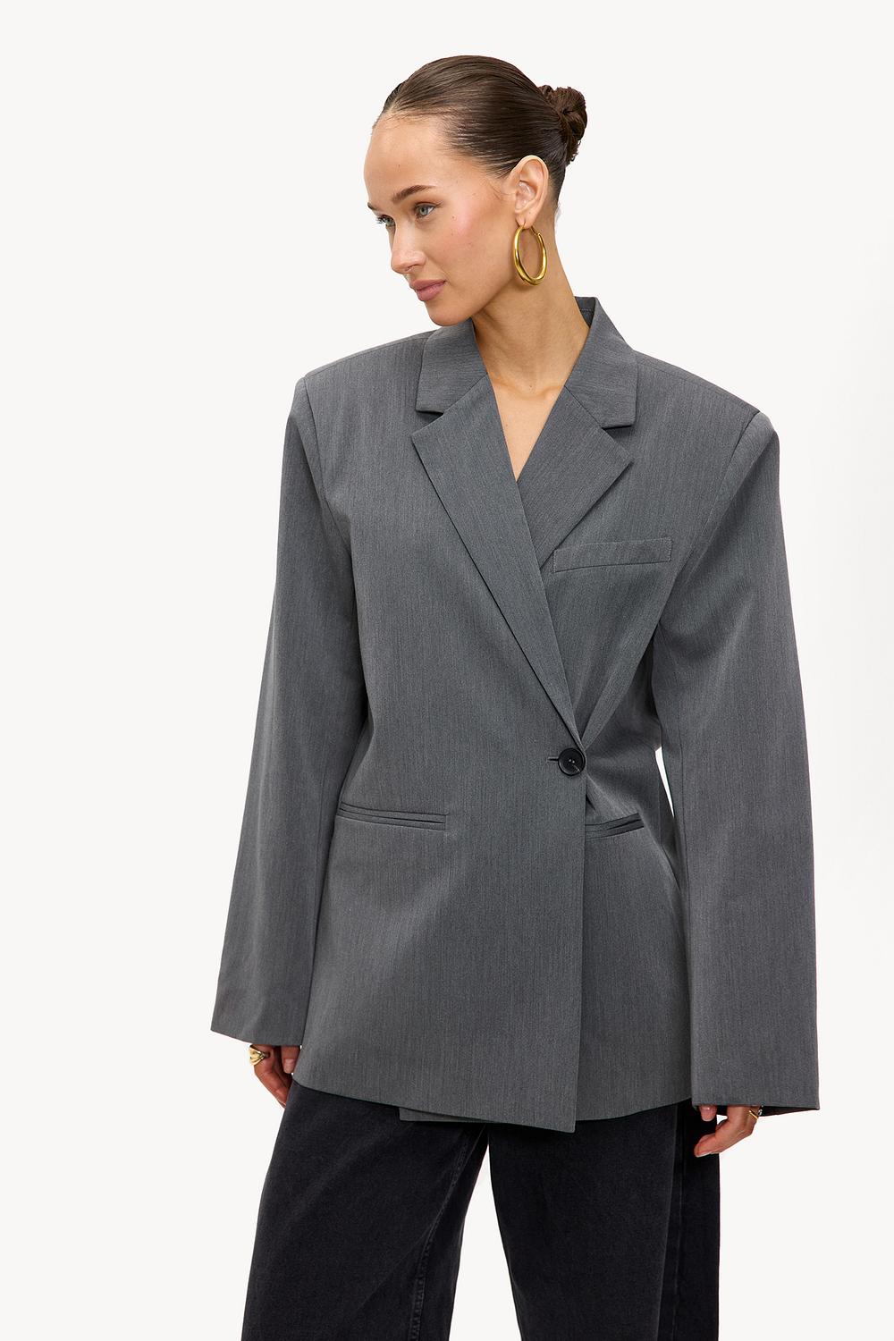 Grey blazer