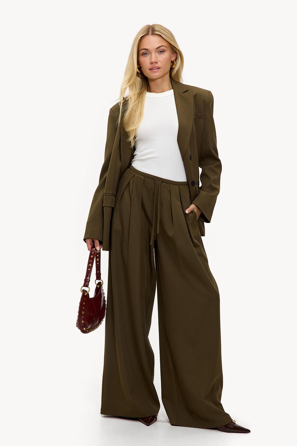 Donkergroene pantalon