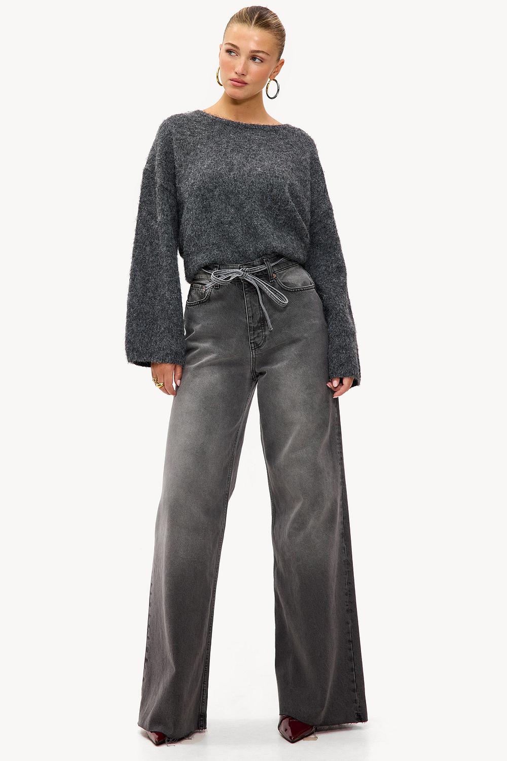 Donkergrijze jeans