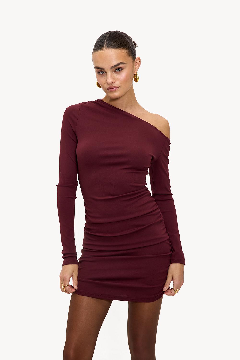 Robe bordeaux