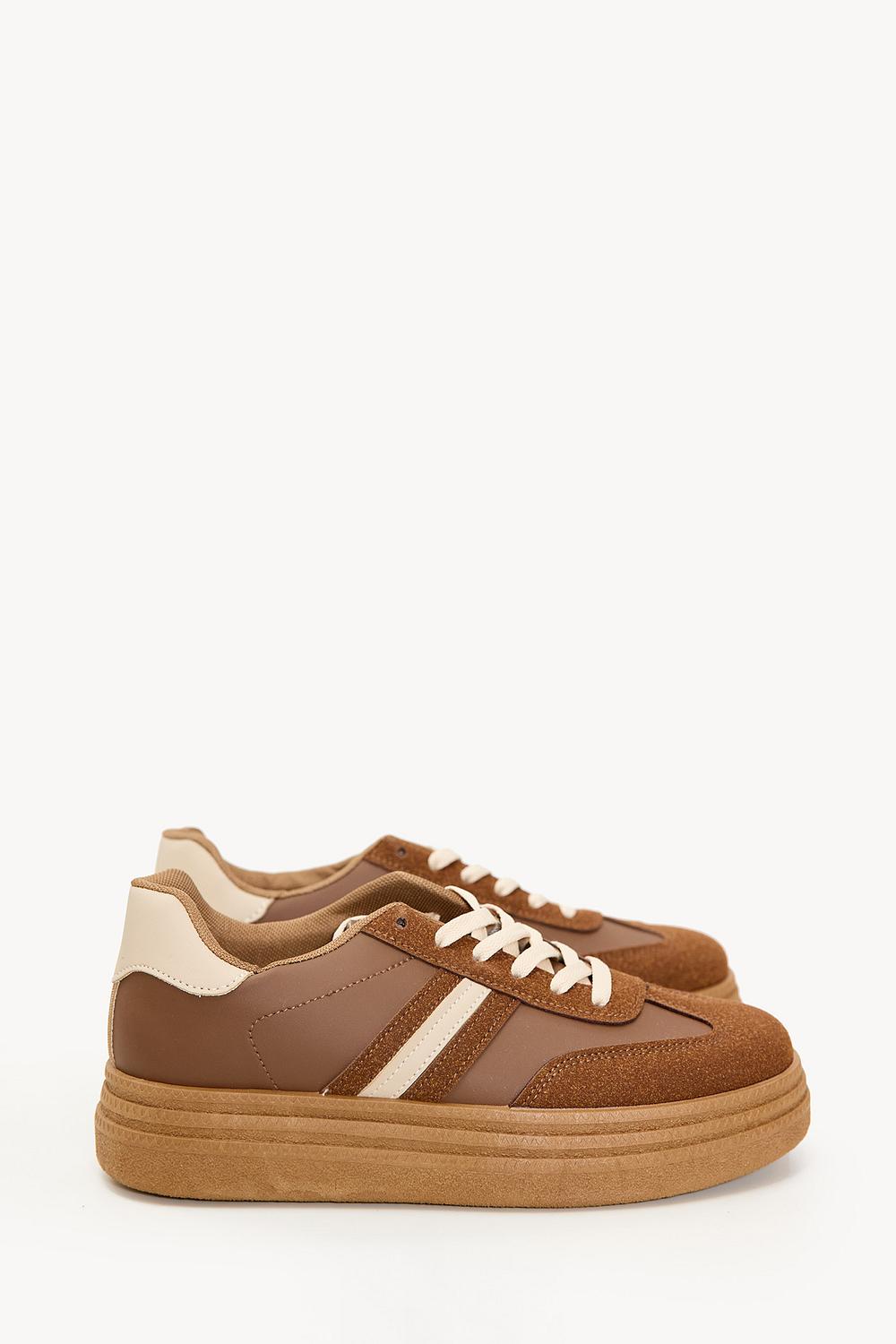 Zapatillas marrones