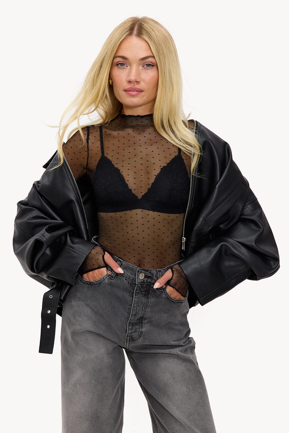 Zwarte top met stippen