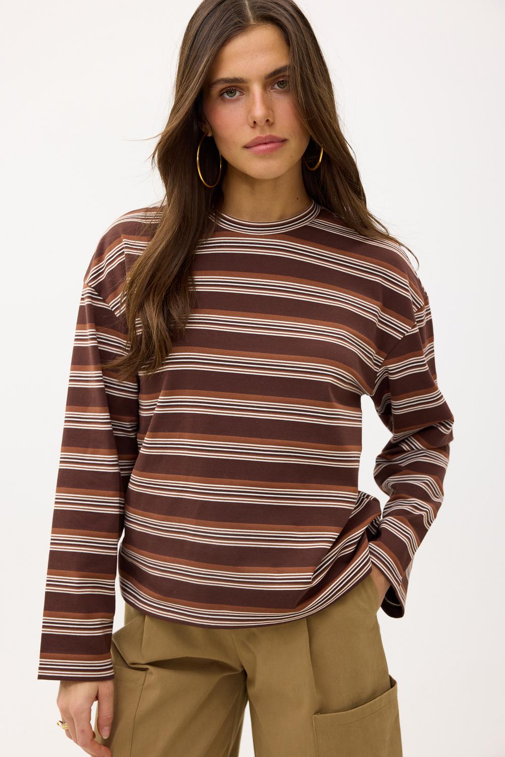 T-shirt marron à rayures