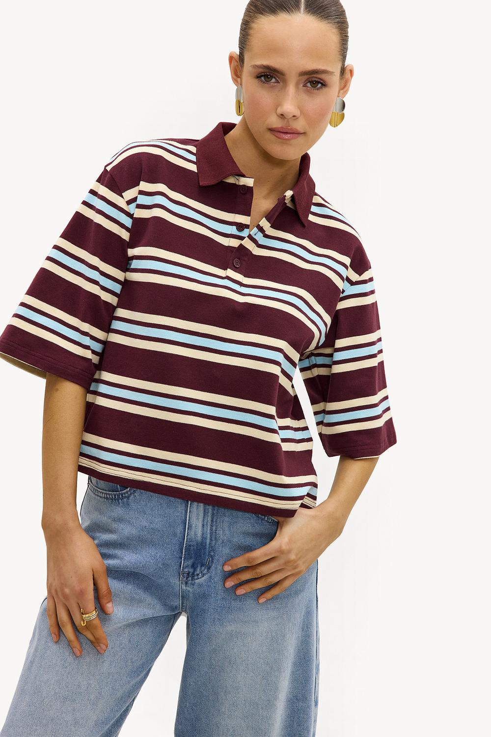Bordeaux polo shirt with short sleeves and stripes