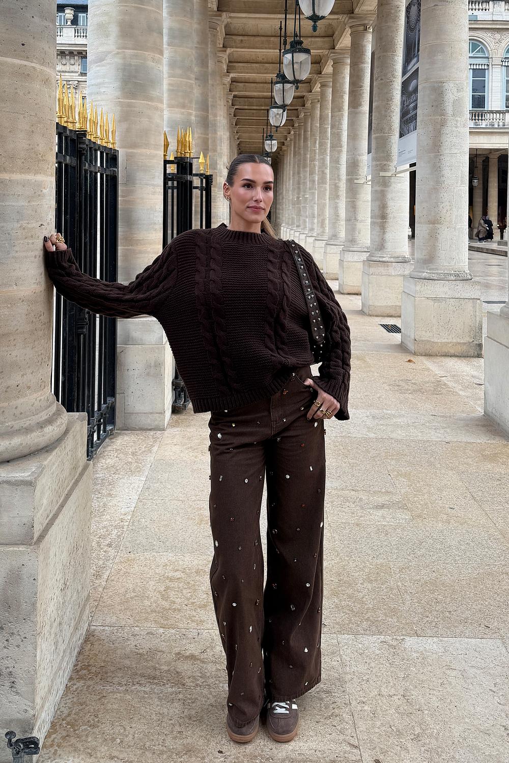 Pantalon marron avec clous