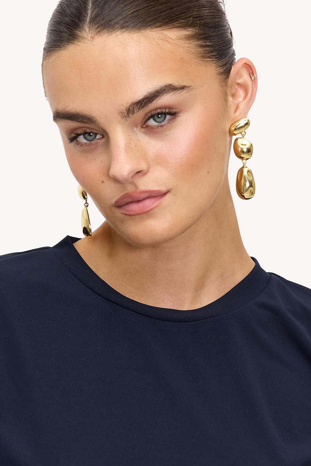 Gold earrings