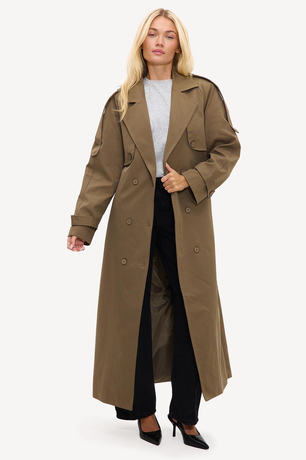 Trench verde oscuro