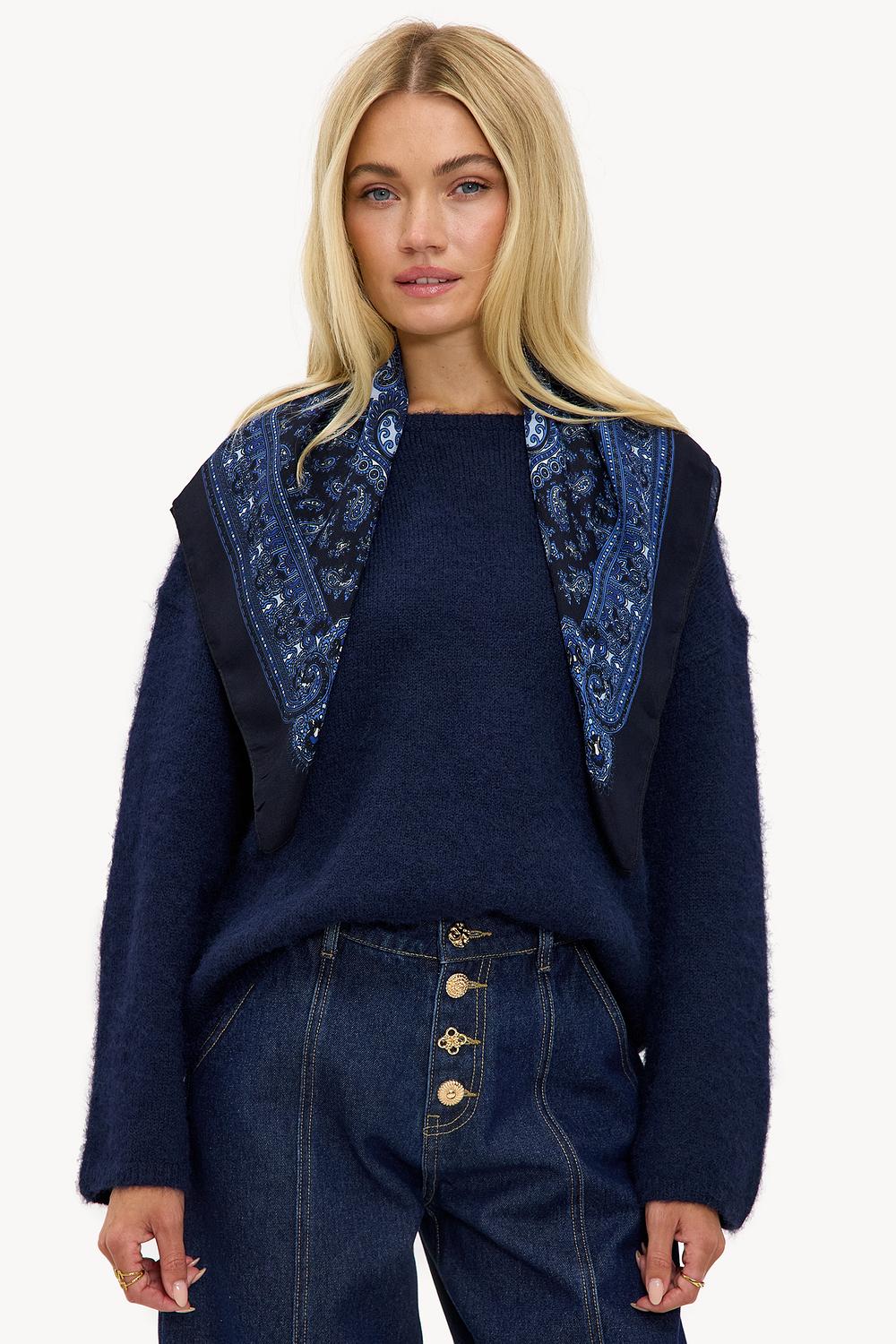 Blue scarf