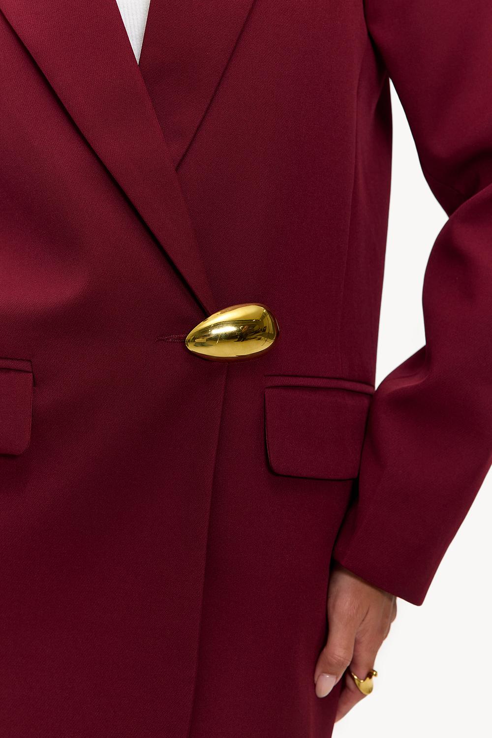 Gold brooch