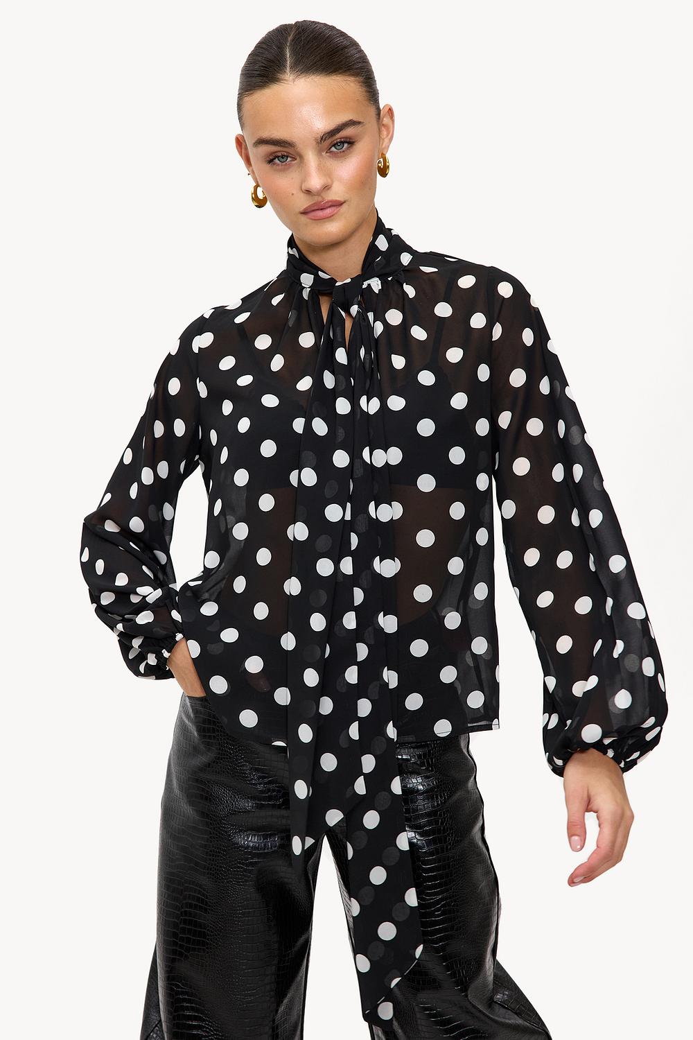 Zwarte blouse met stippen