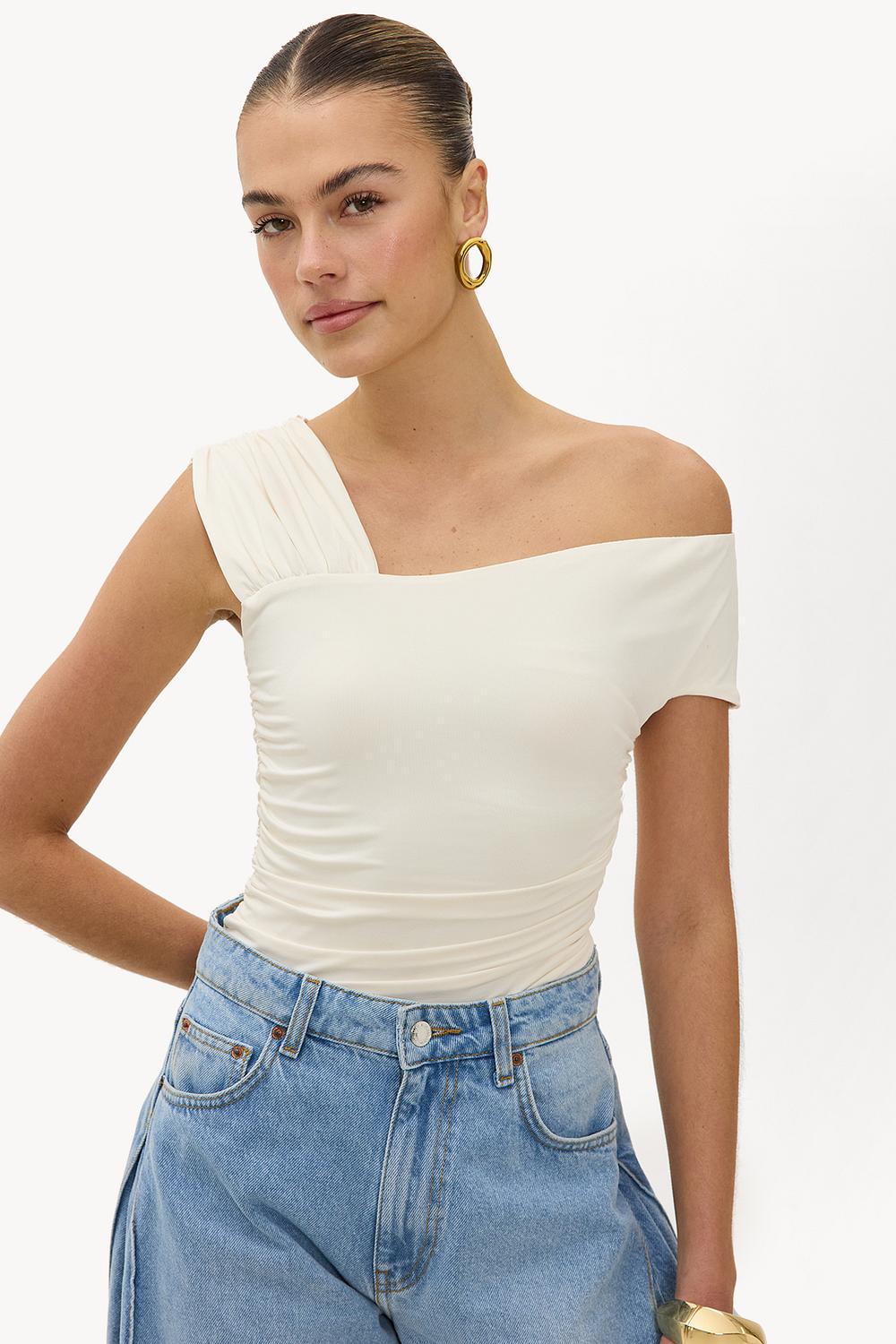 Offwhite offshoulder top