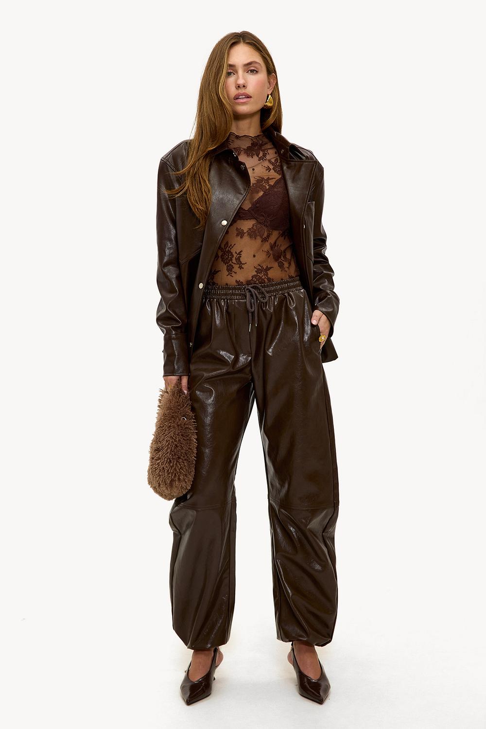Pantalon bouffant en PU marron