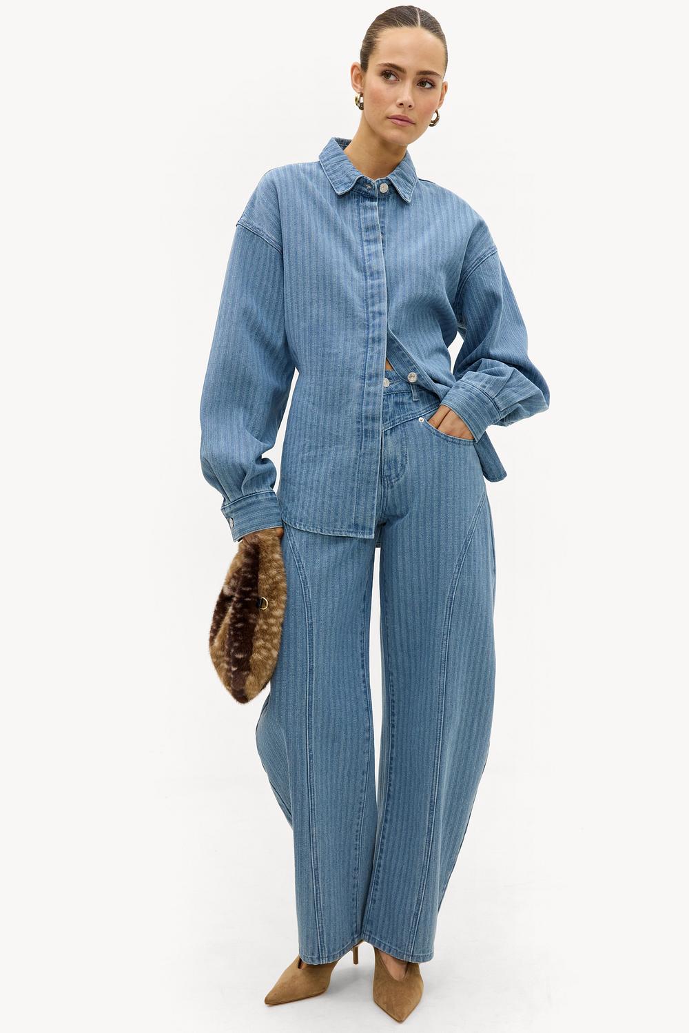 Blue striped balloon jeans