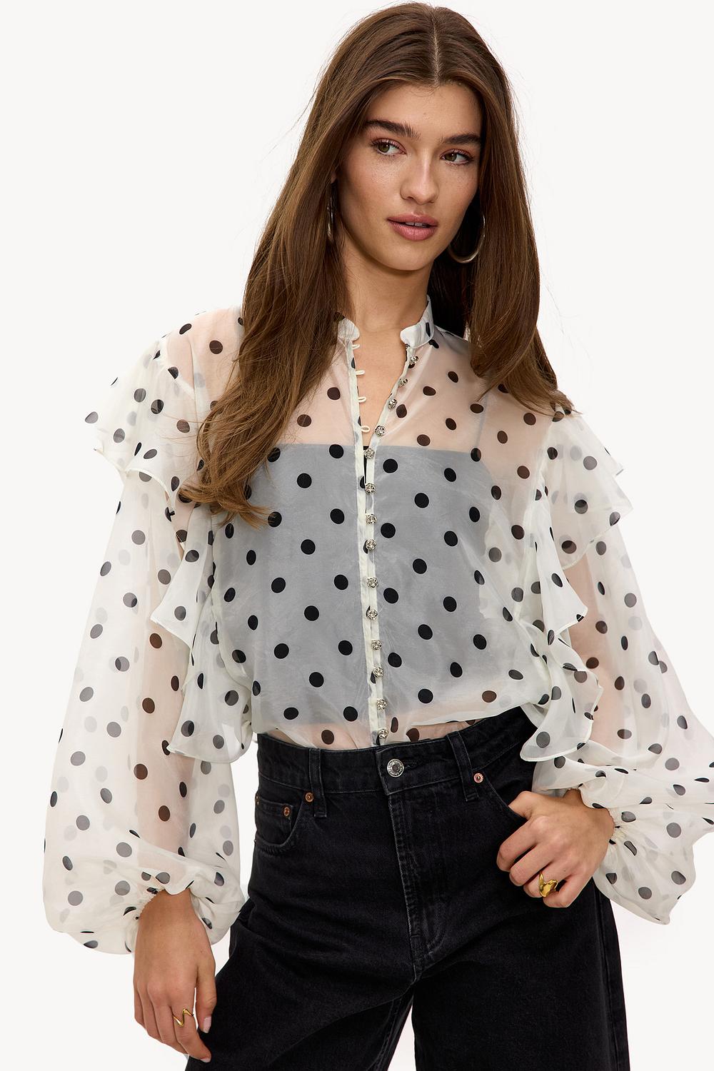 Witte blouse met zwarte stippen