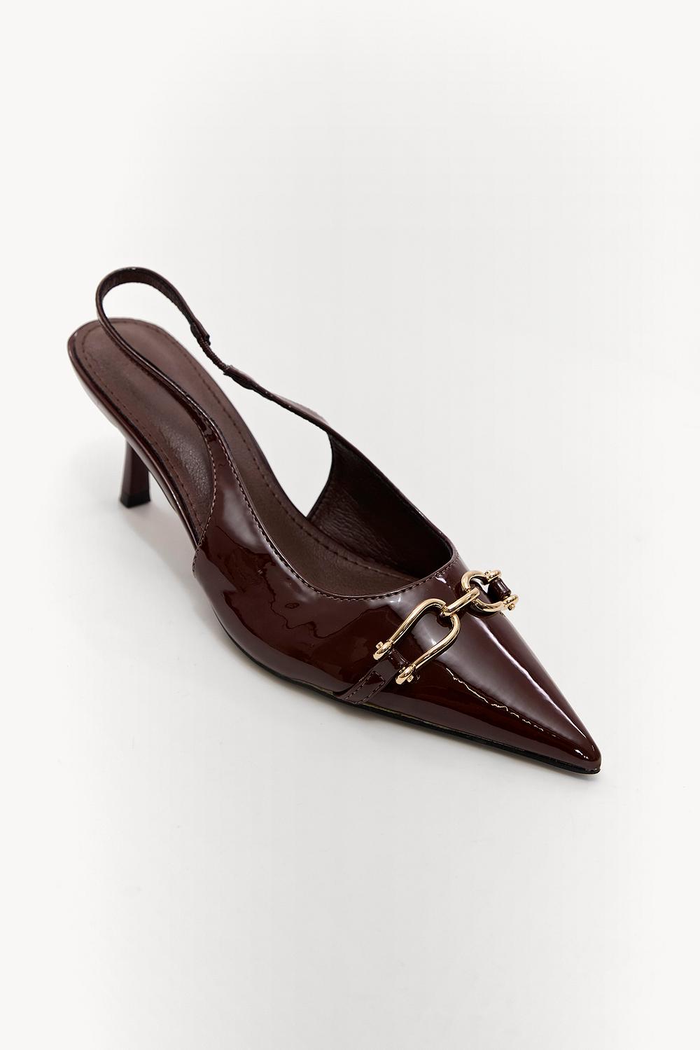 Bordeaux heels with gold detail