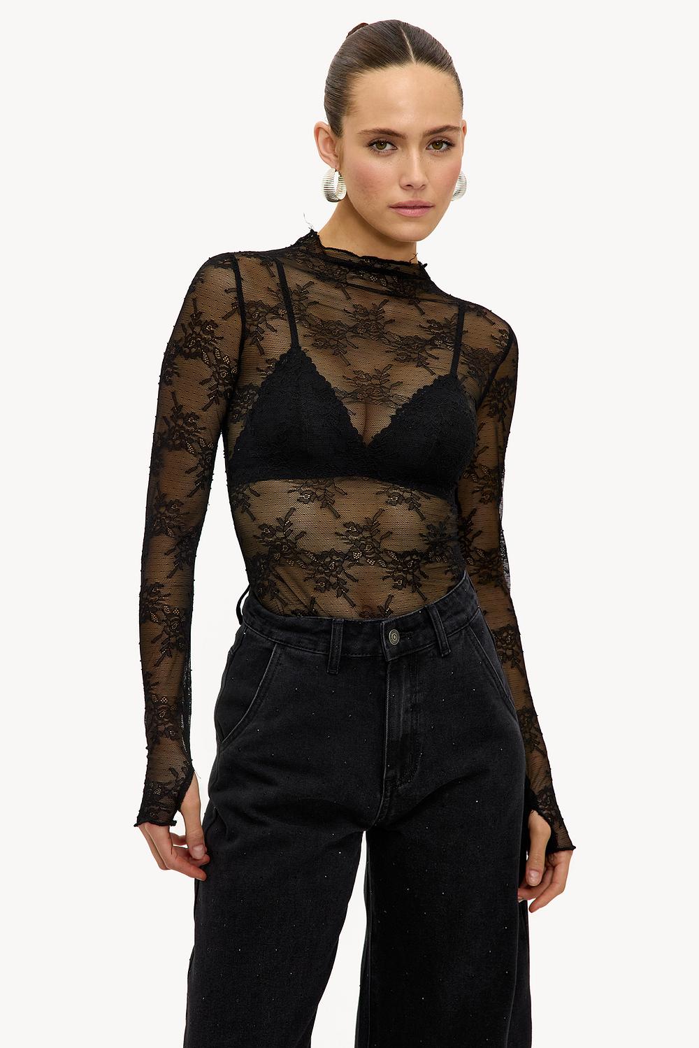 Haut en dentelle noir