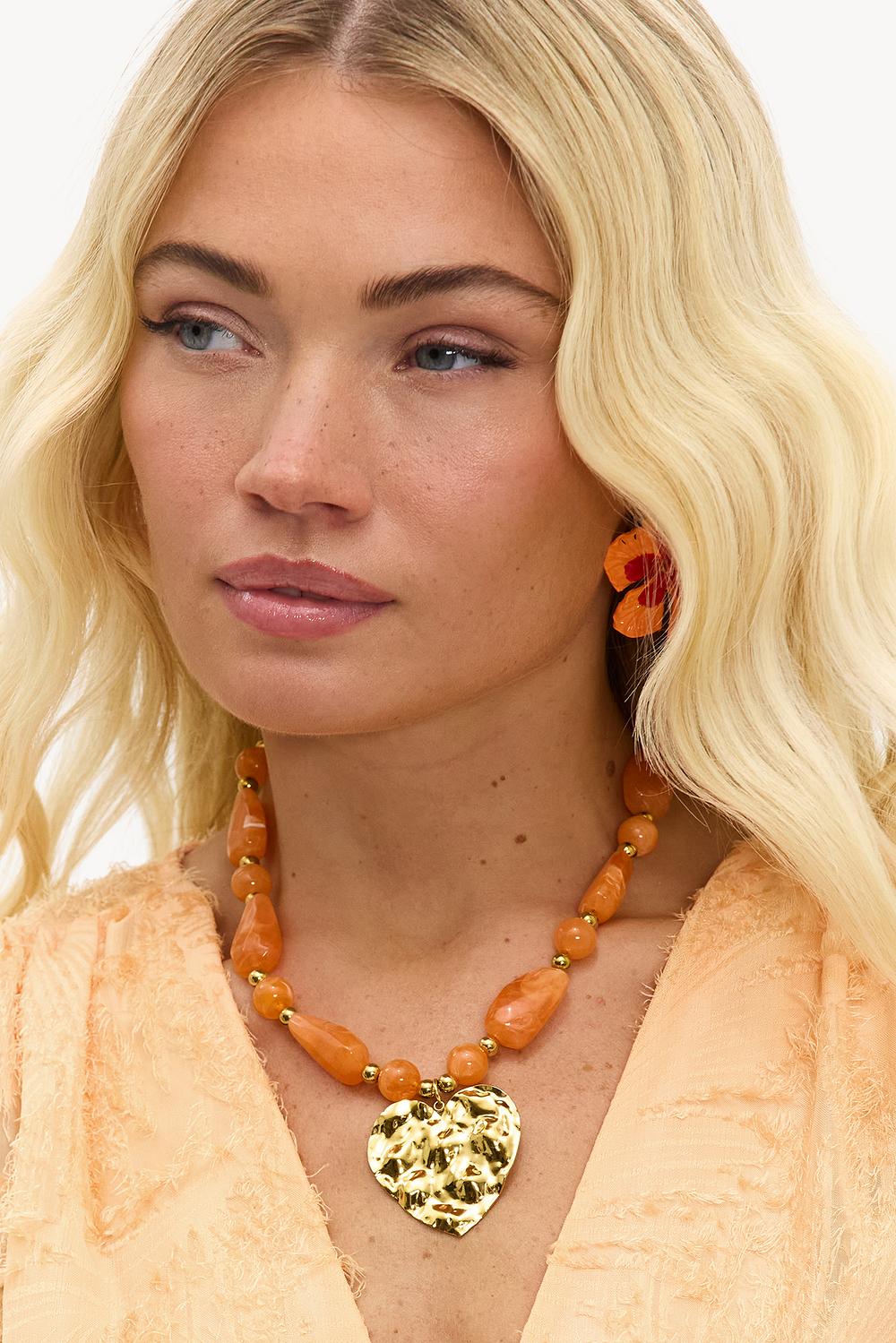 Oranje ketting met gouden hart