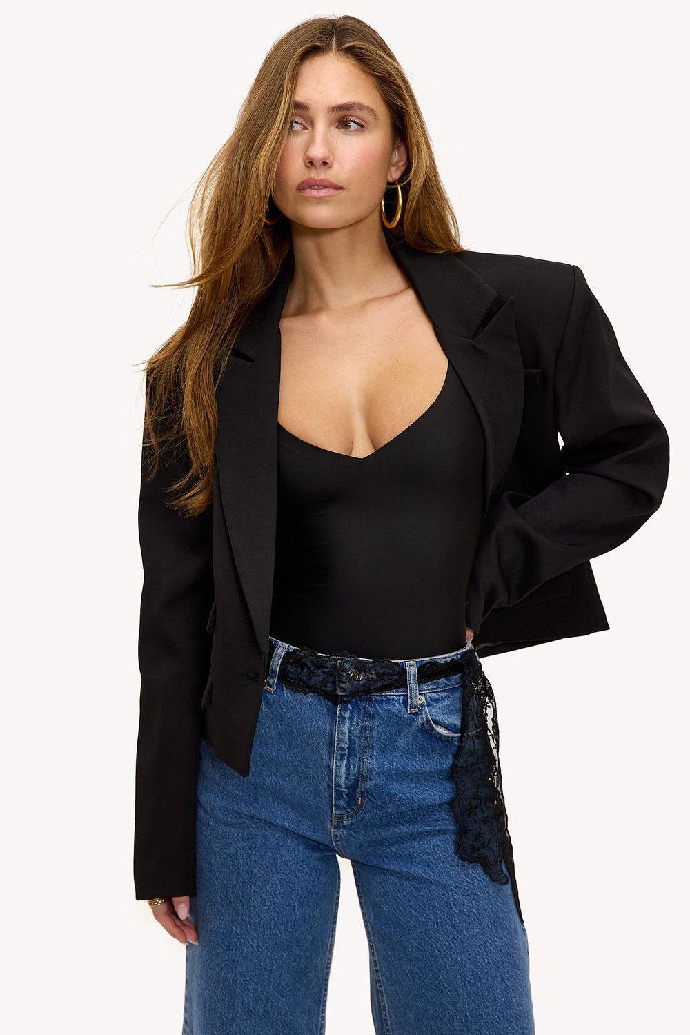 Cinturón de encaje negro