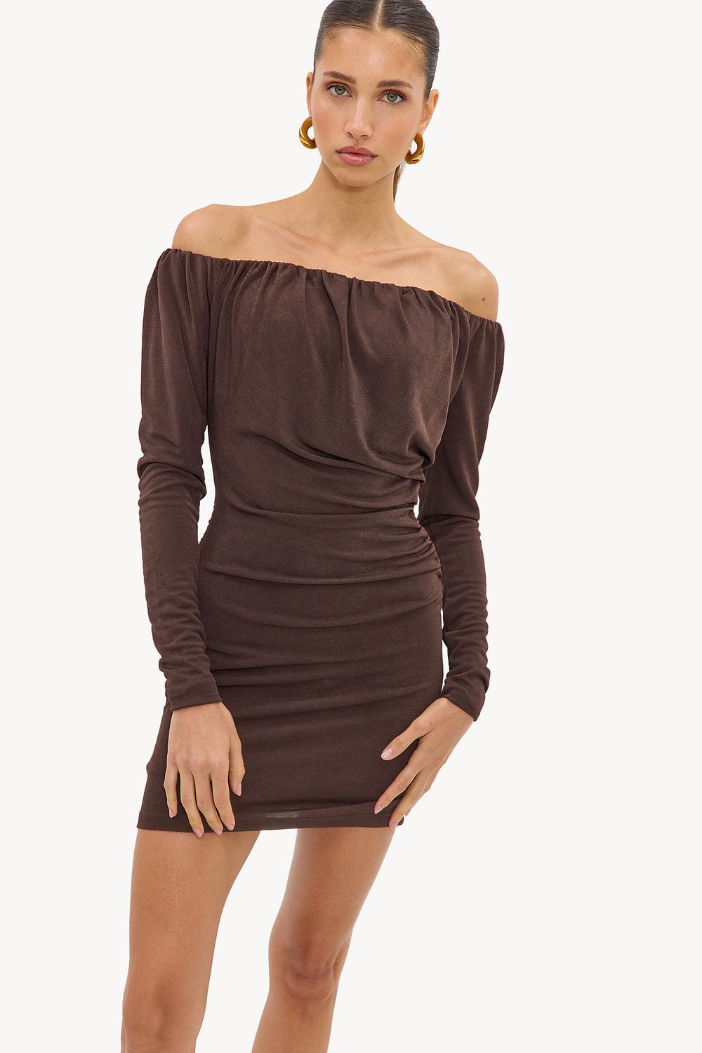 Bruine off the shoulder jurk