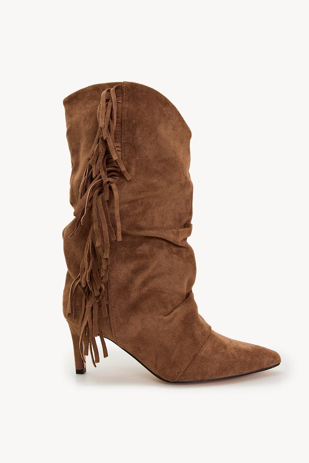 Tacones marrones con flecos