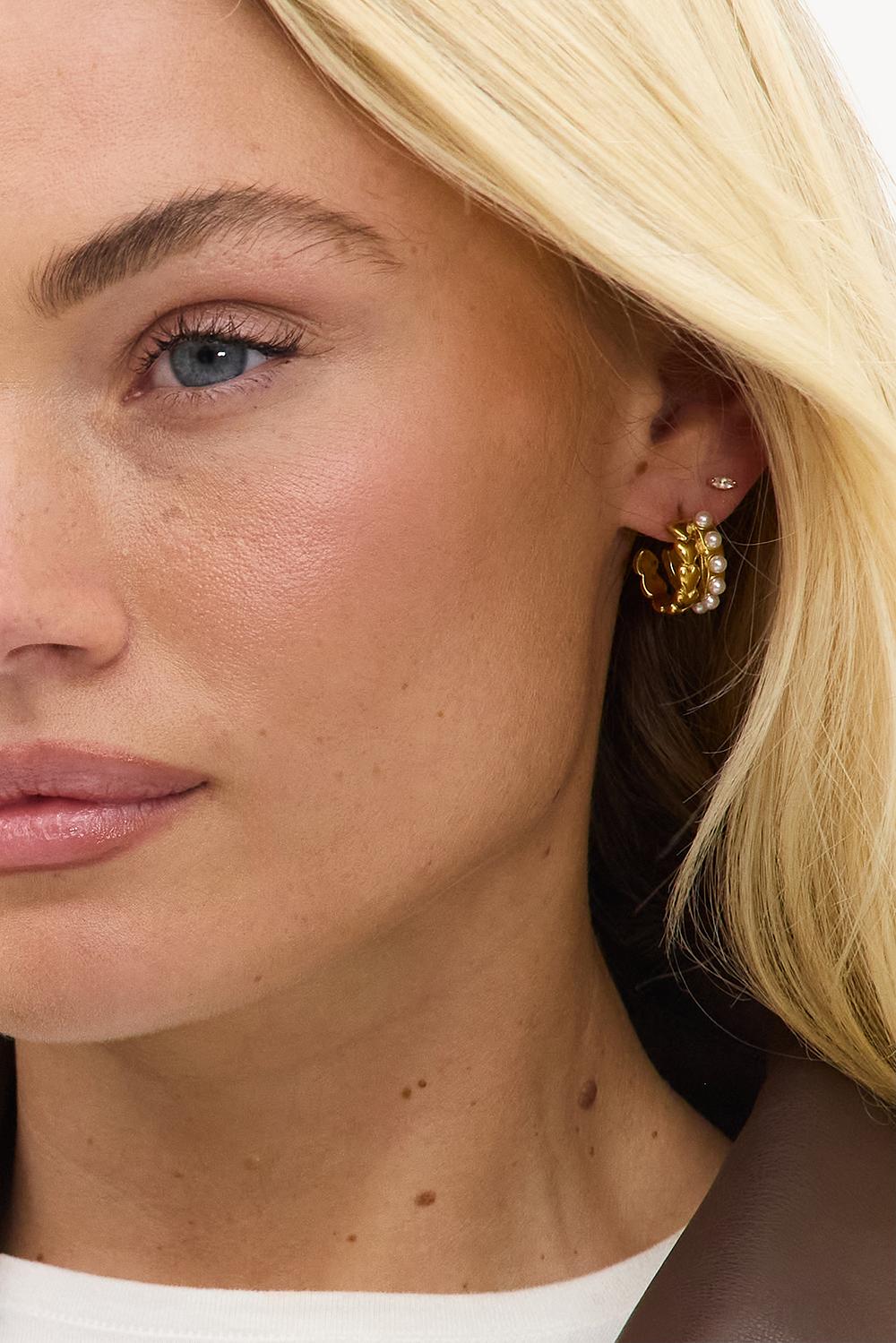 Boucles d'oreilles en or avec perles