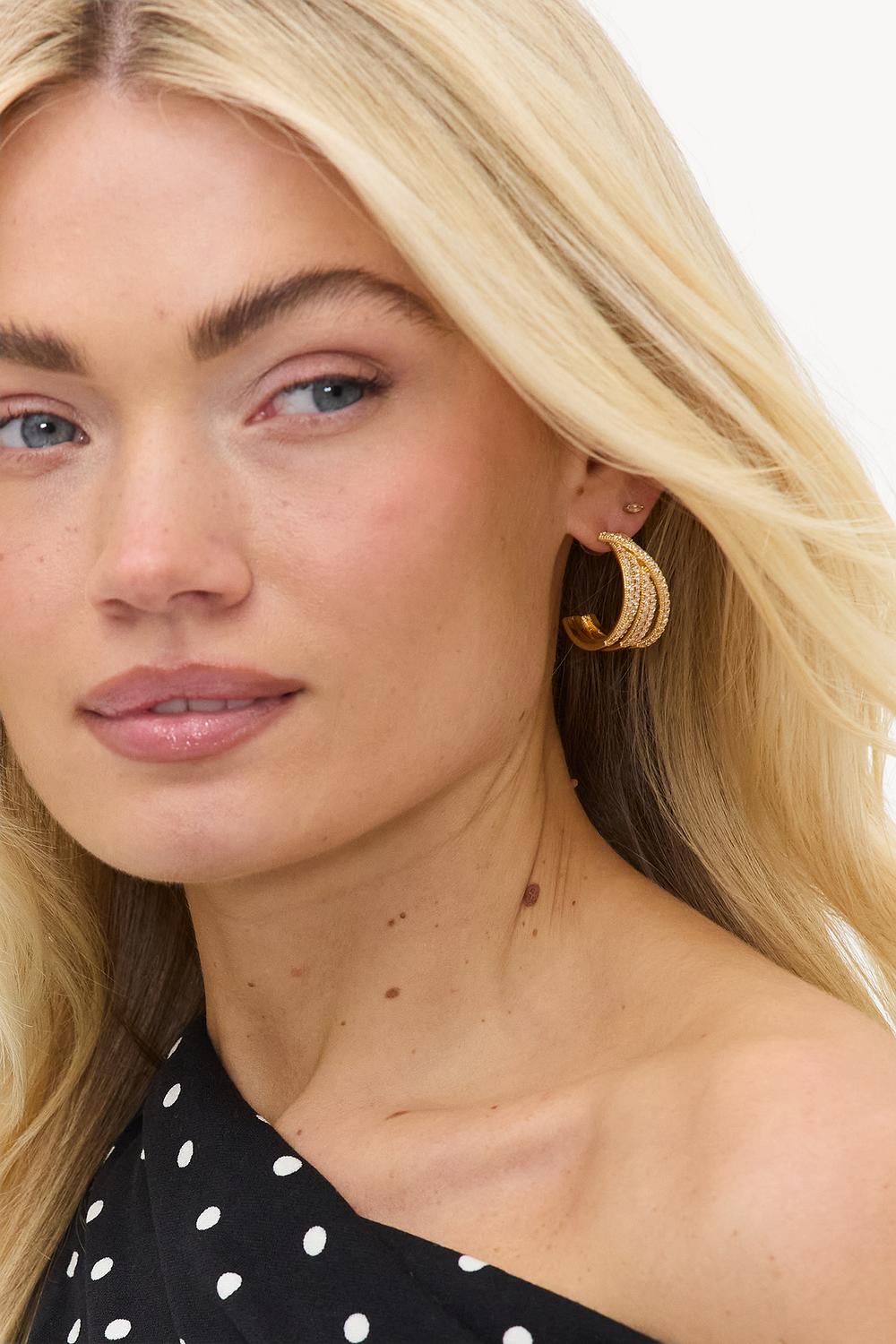Gold earrings with rhinestones