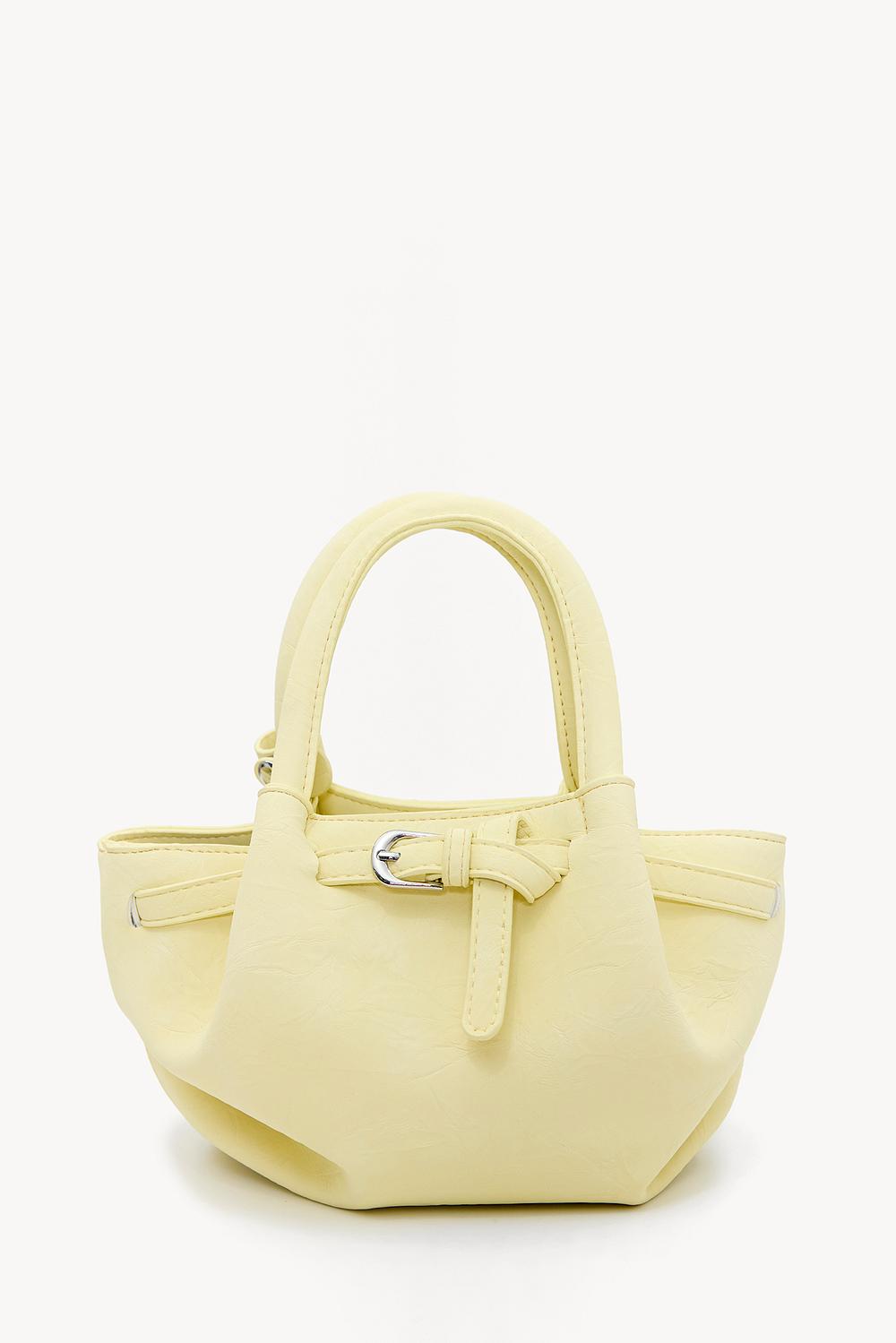 Bolso amarillo claro con detalle de hebilla plateada