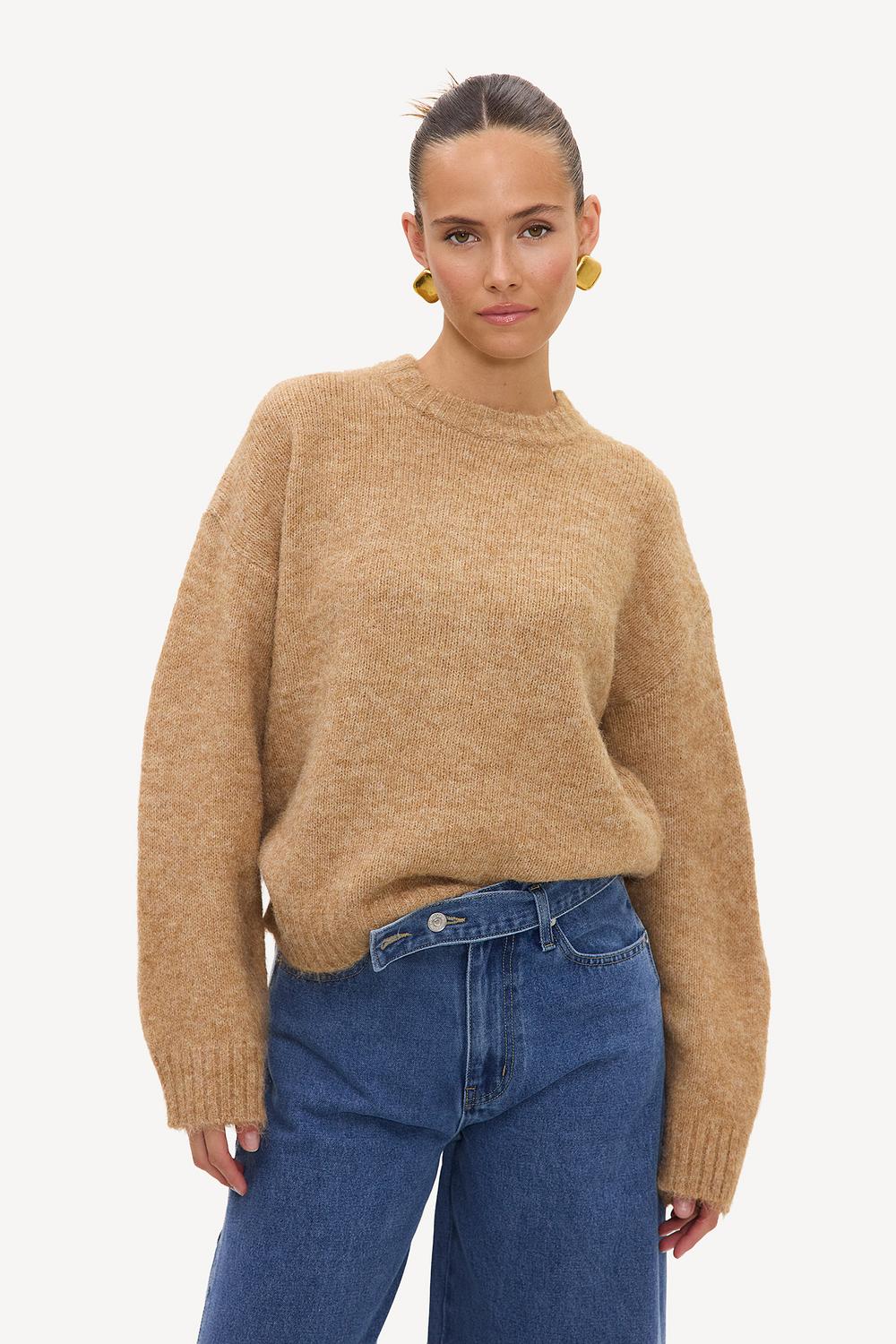 Pull camel