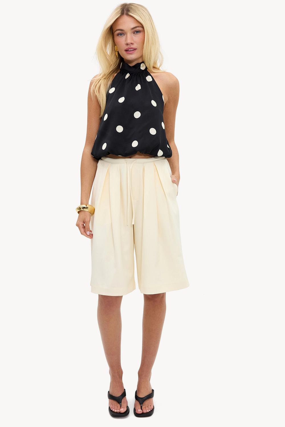 Ecru-coloured Bermuda shorts