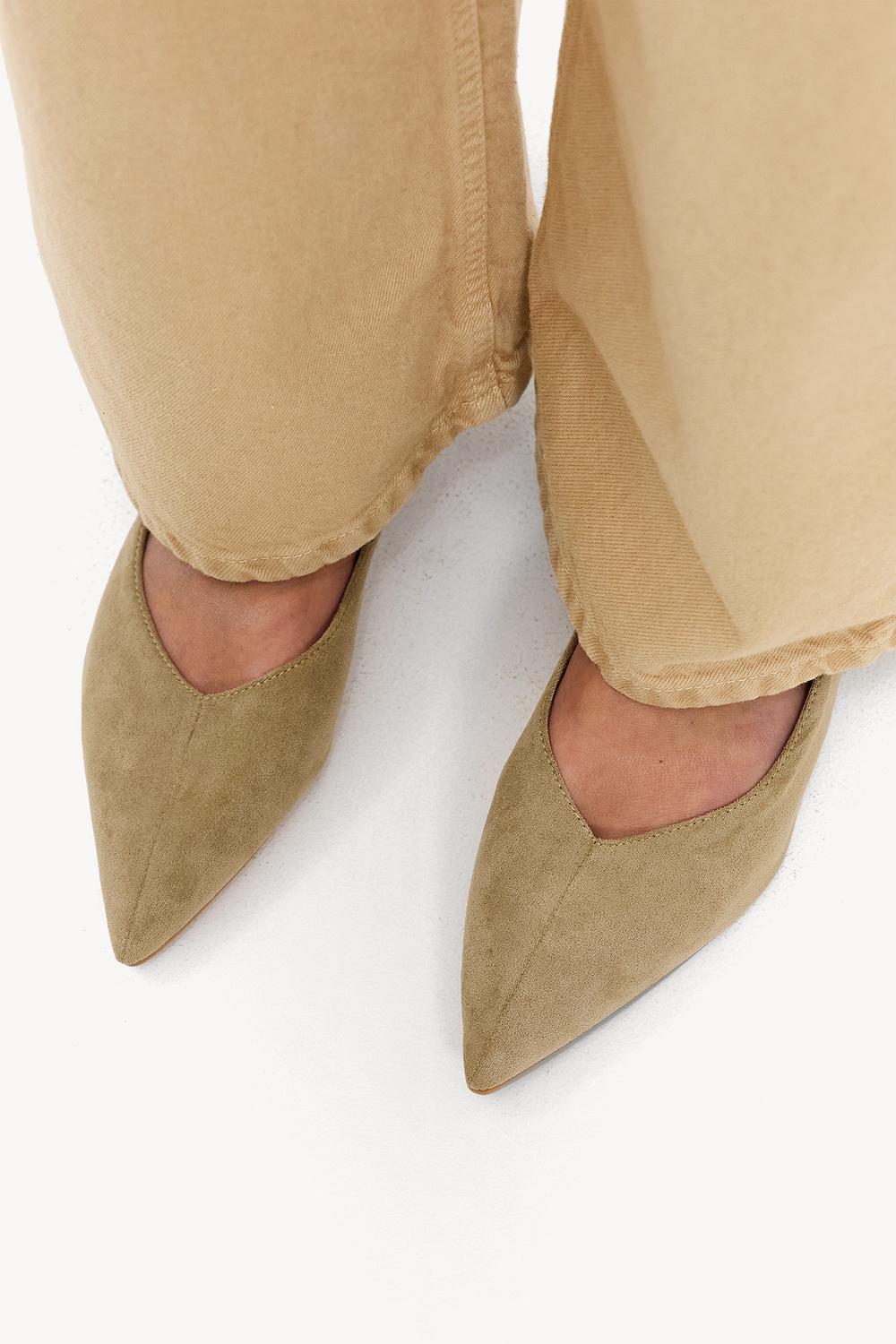 Ballerines vert clair aspect daim