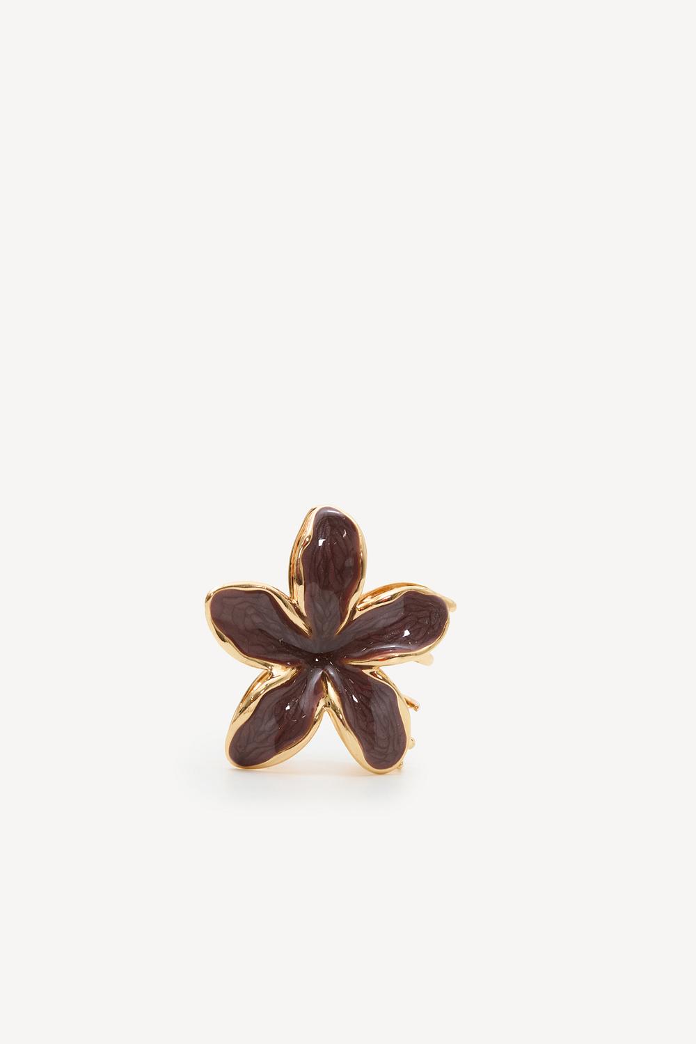 Pinza para el pelo marrón con forma de flor dorada