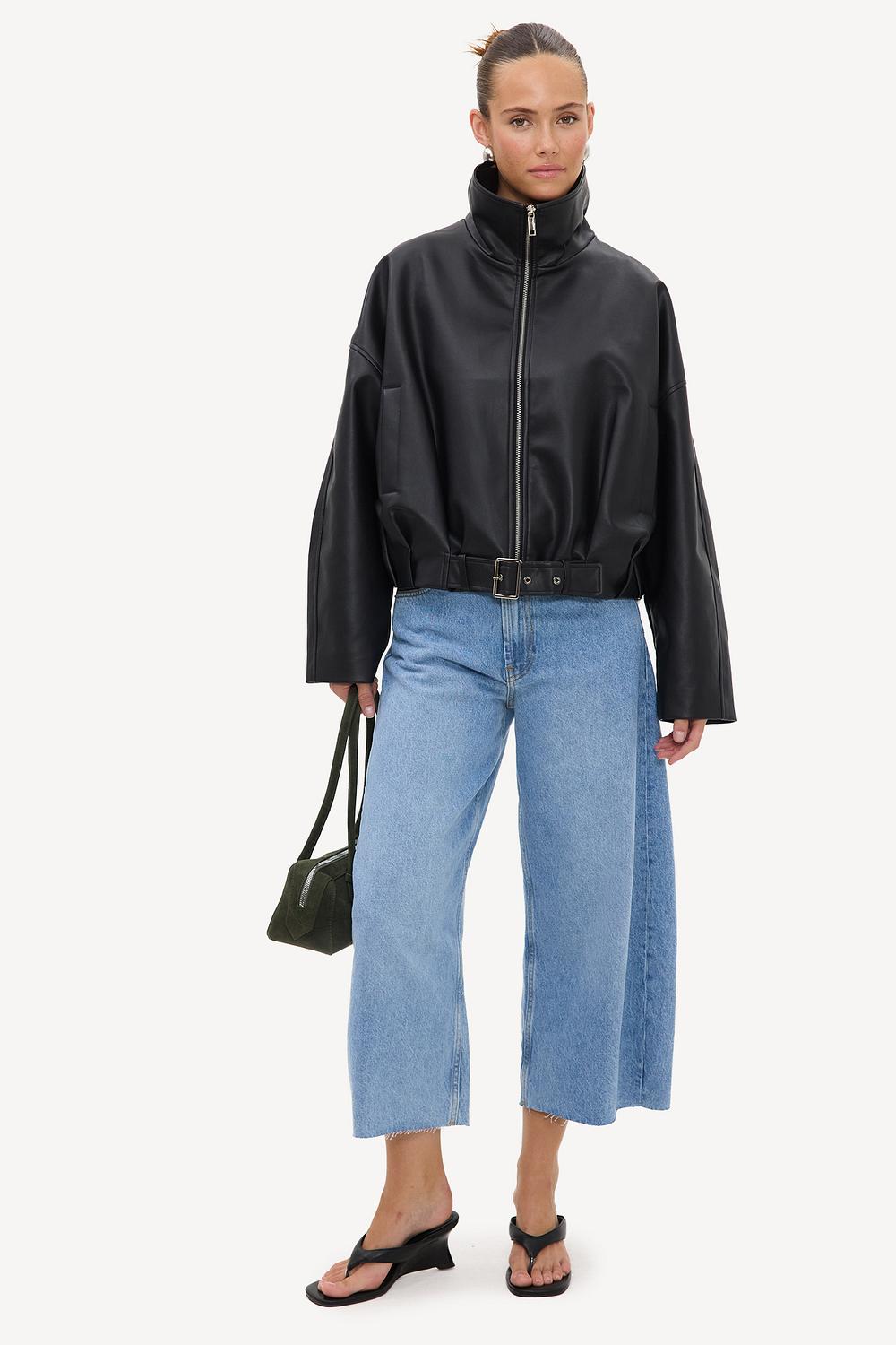 Chaqueta de imitación de cuero negra