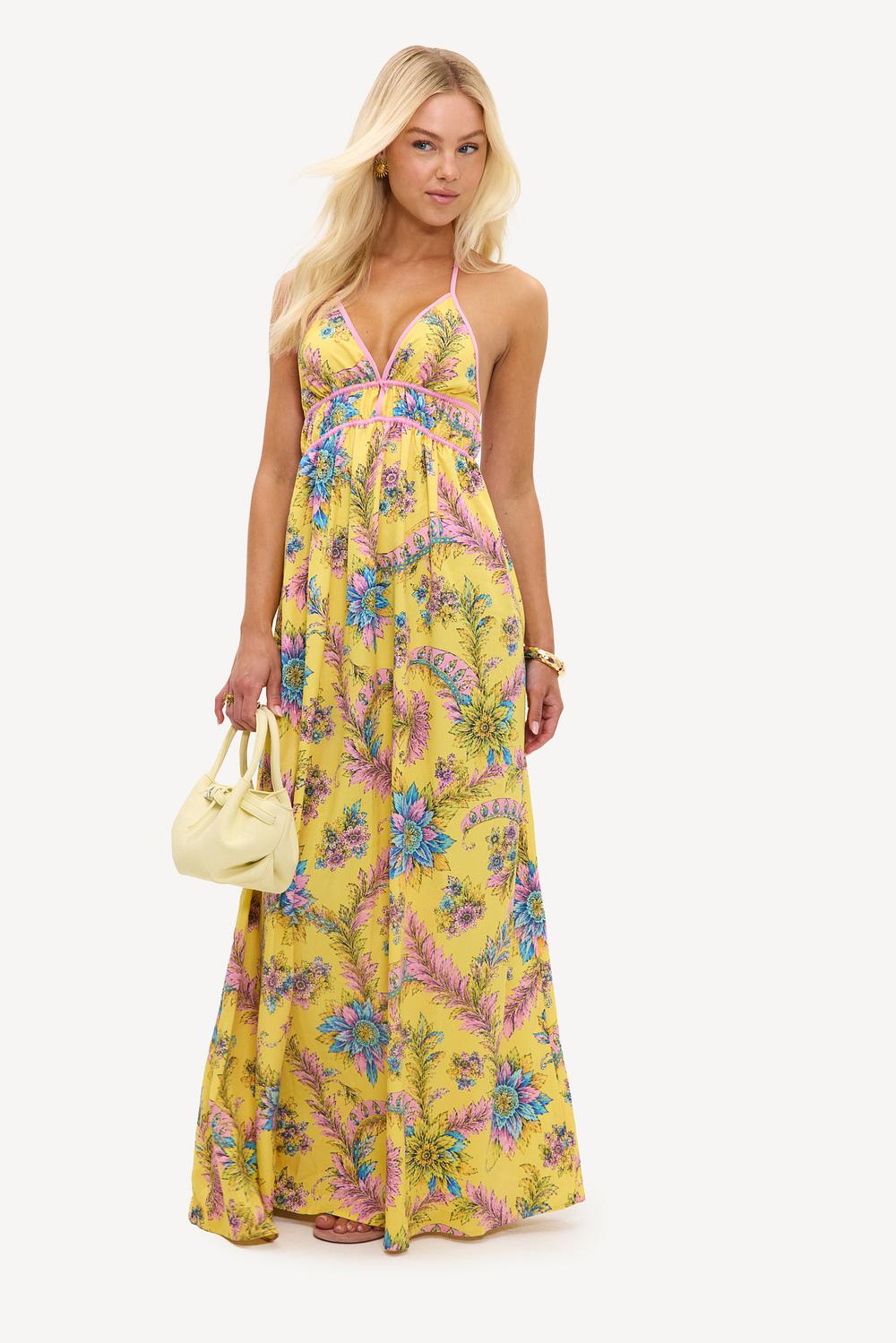 Vestido largo amarillo con flores rosas y azules