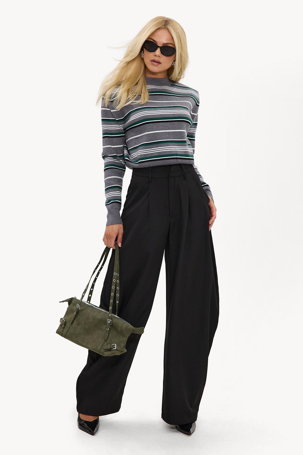 Black balloon trousers