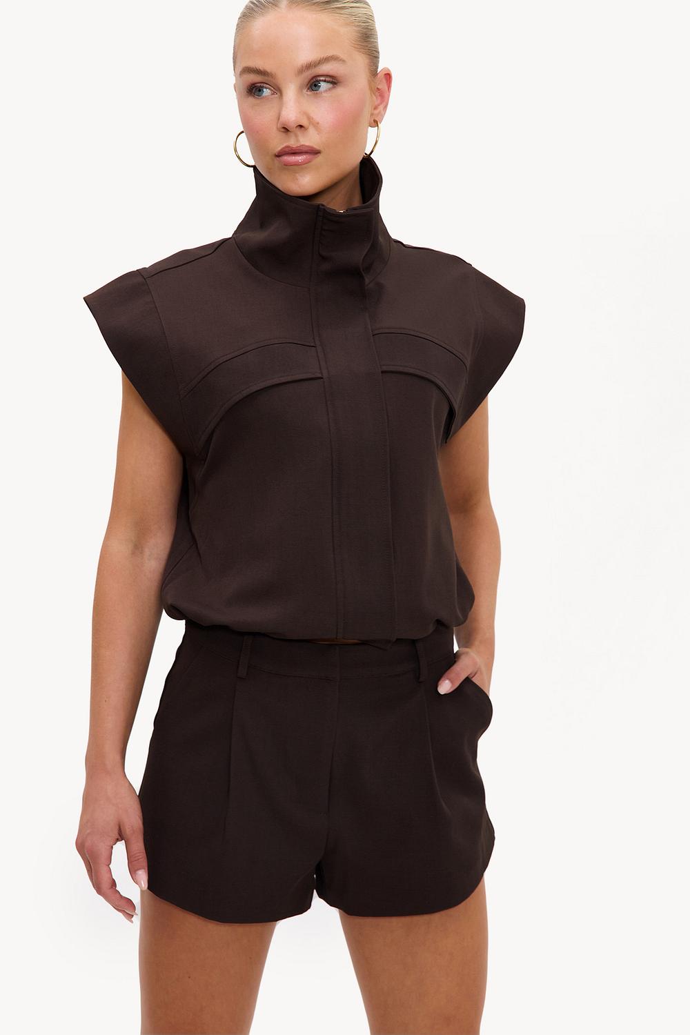 Gilet marron foncé