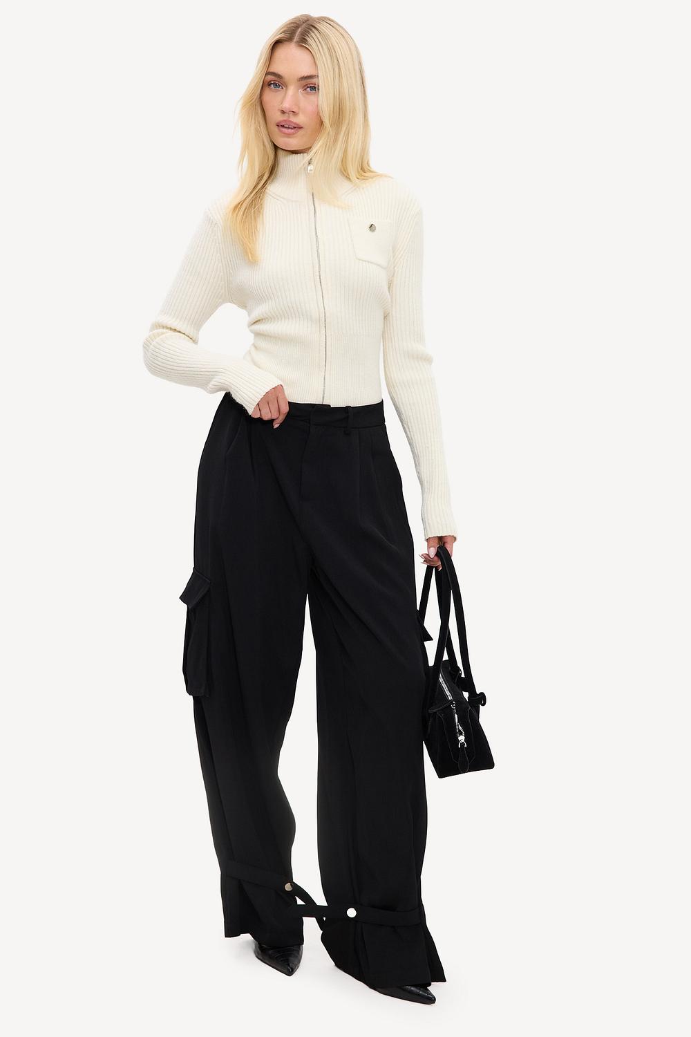 Pantalones cargo negros