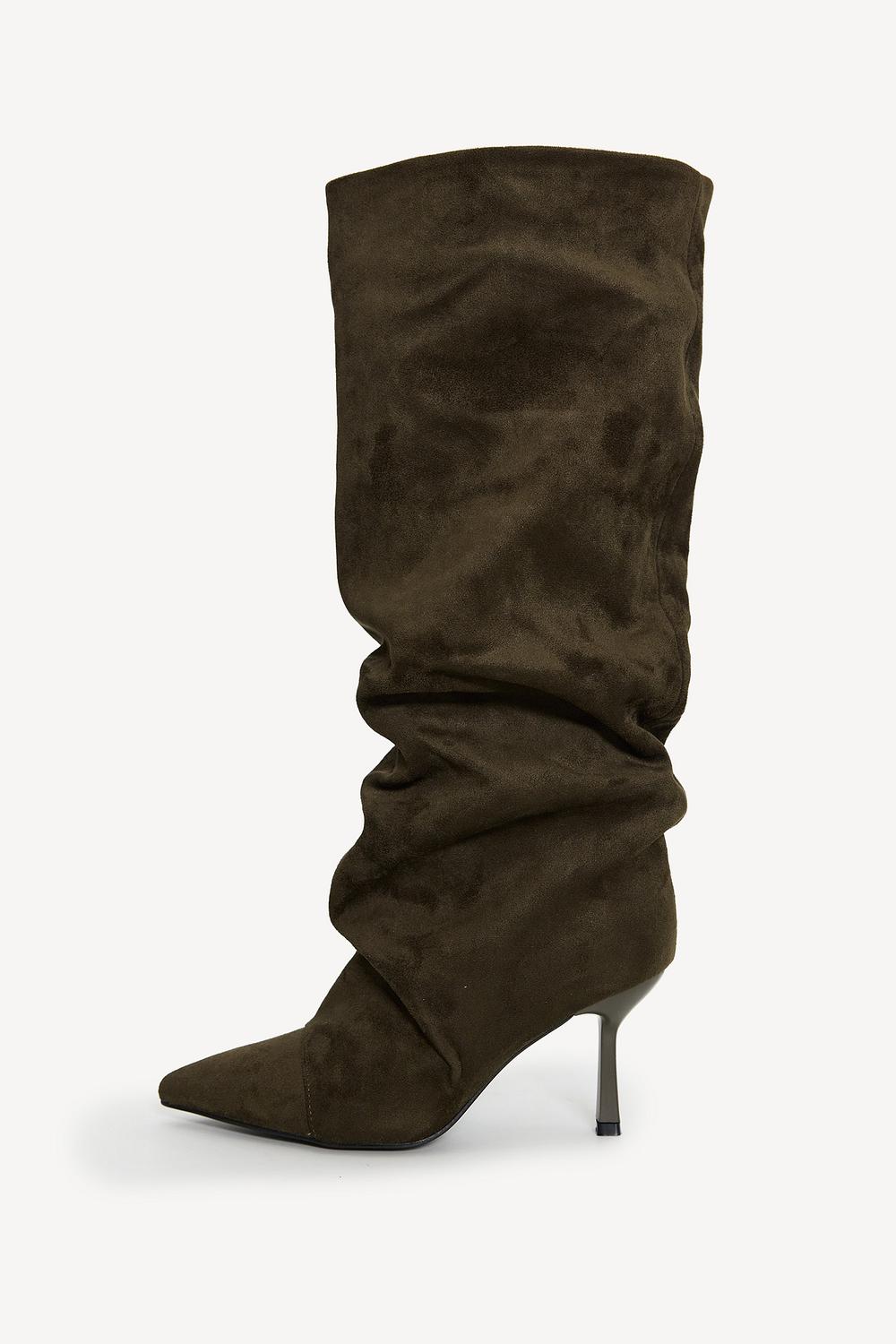 Botas altas de color verde oscuro con efecto ante