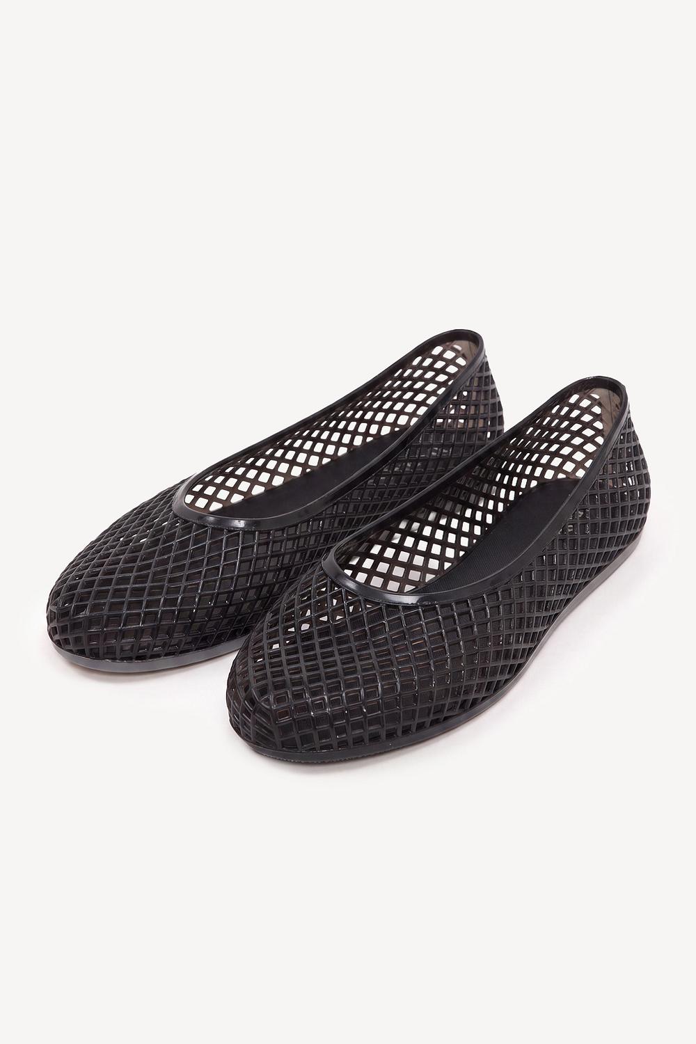 Ballerines noires en gelée