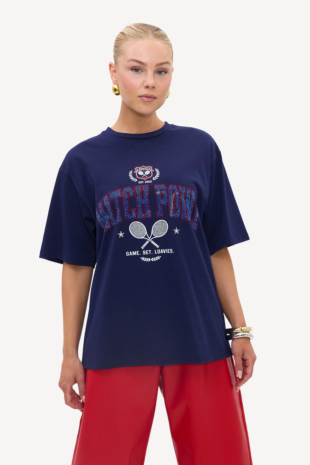 Dark blue "it" shirt with rhinestones