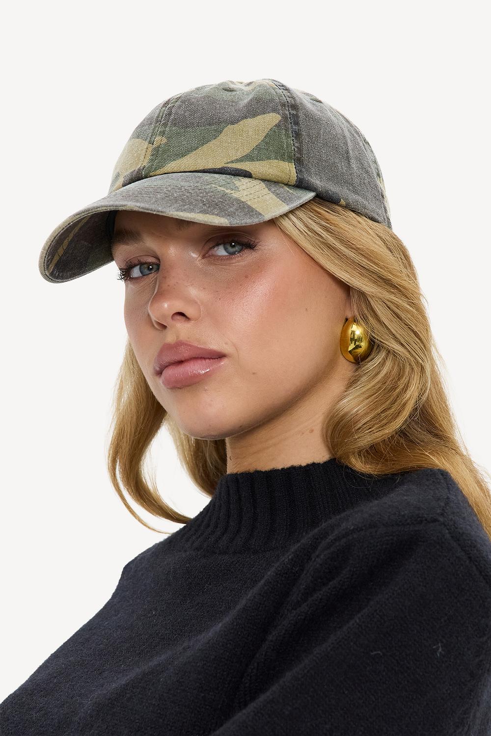 Gorra verde de camuflaje